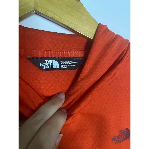 The North Face Women’s Orange Pullover Athletic Hoodie Size Medium - Picture 7 of 8